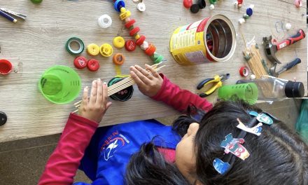 Feriado com música, teatro e consciência ambiental na Ilha da Conceição