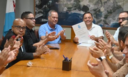 Rodrigo Neves sanciona redução da tarifa do Catamarã Charitas por 5 anos